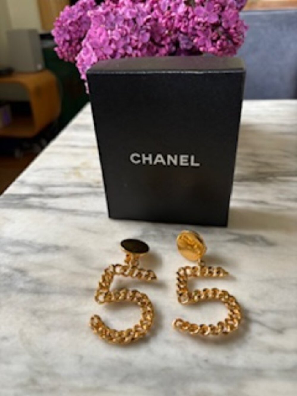 Chanel frozen chain '5' earrings